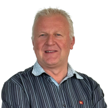 Headshot of Steve Patey