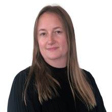 Headshot of Hannah Cox